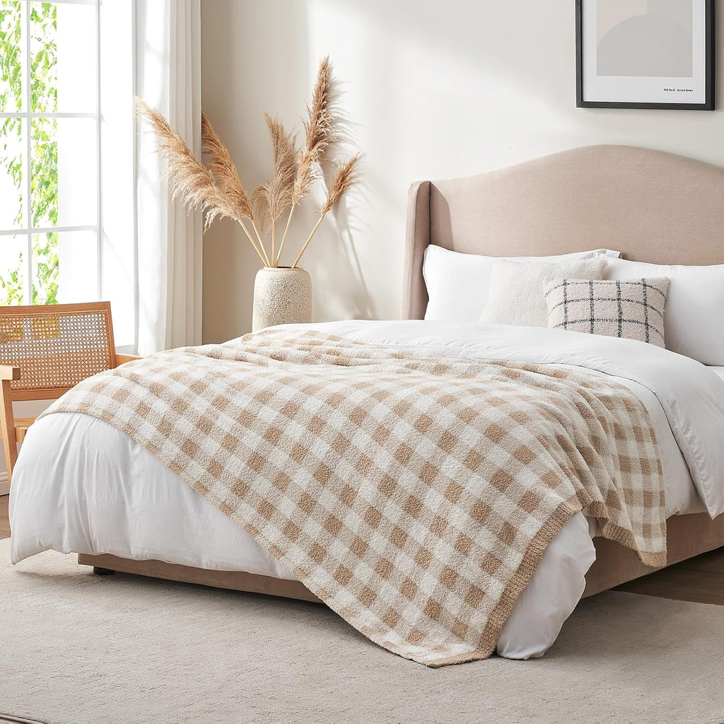 Queen Size Checkered Bedding Blanket Beige, Super Soft Warm Cozy Bed Blankets Oversized Fuzzy Plush Blankets for Bed, Bedroom, Plaid Beige, 90X90 Inches