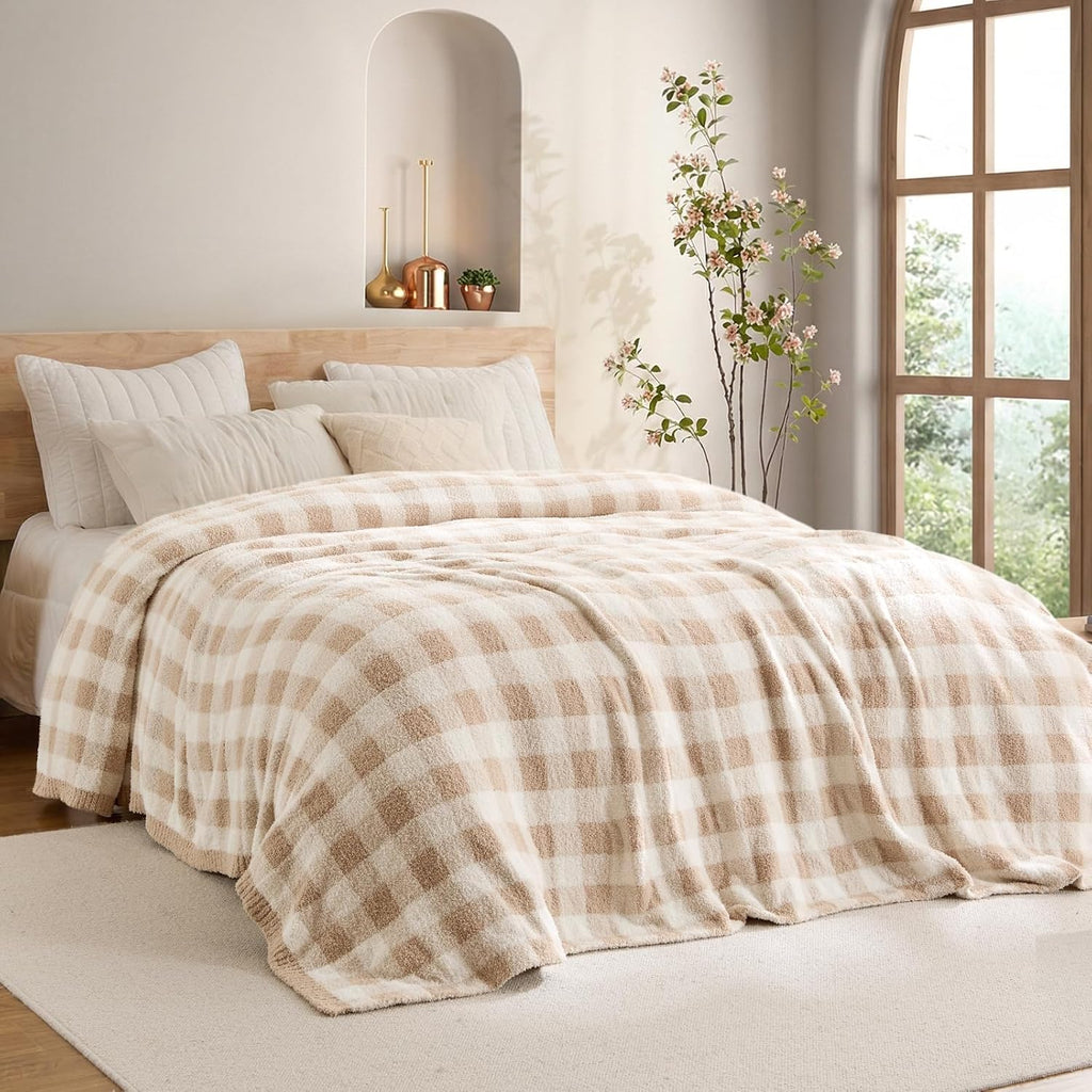 Queen Size Checkered Bedding Blanket Beige, Super Soft Warm Cozy Bed Blankets Oversized Fuzzy Plush Blankets for Bed, Bedroom, Plaid Beige, 90X90 Inches
