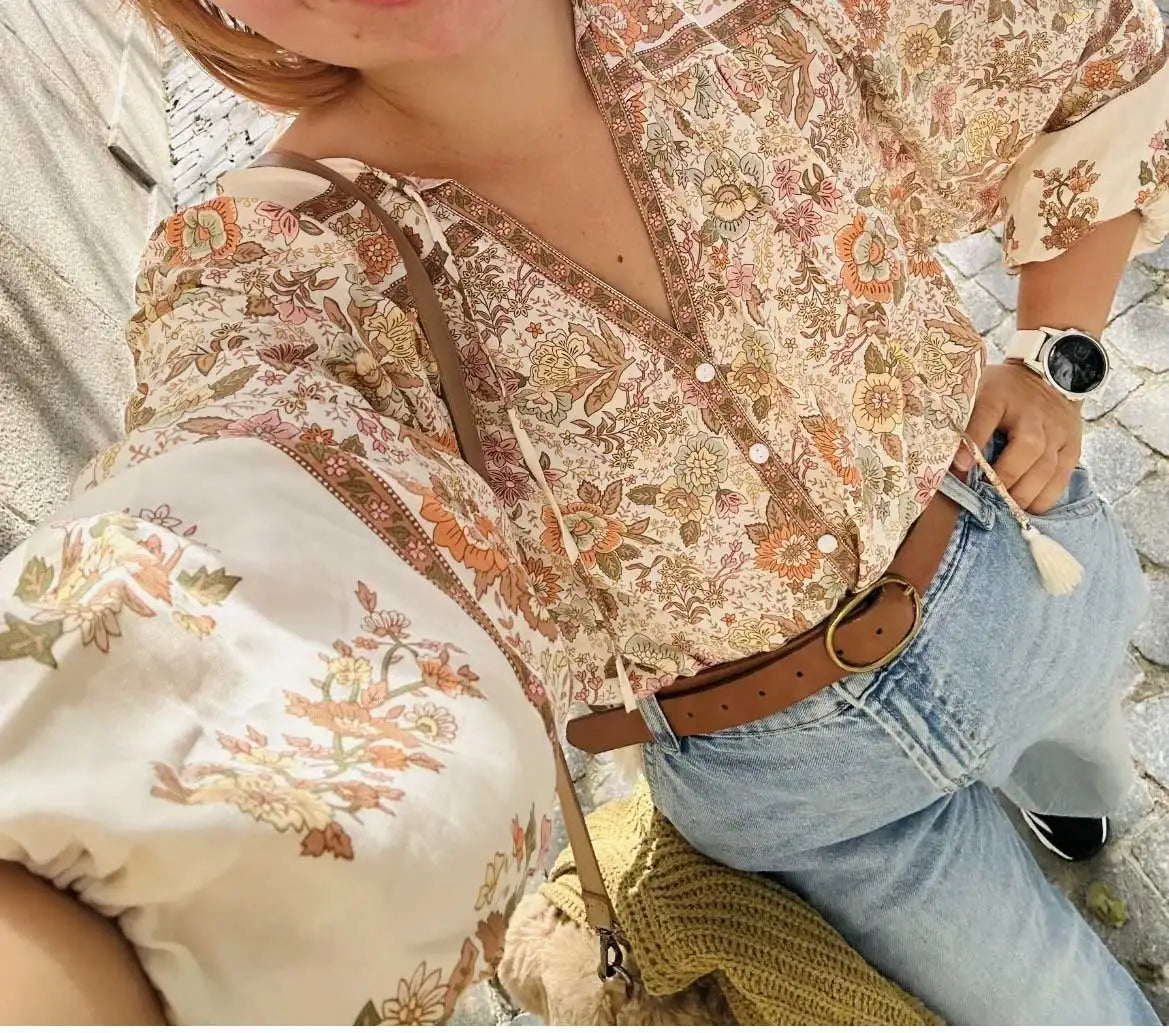 Super Chic Boho Blouse for Women Floral Print Buttons V-Neck Tassel Women Blouses Autumn Long Sleeve Blouse Shirt Tops Holiday