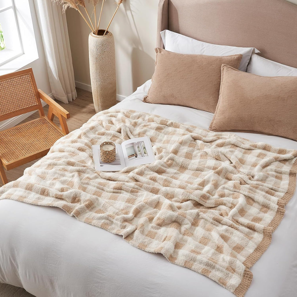 Queen Size Checkered Bedding Blanket Beige, Super Soft Warm Cozy Bed Blankets Oversized Fuzzy Plush Blankets for Bed, Bedroom, Plaid Beige, 90X90 Inches