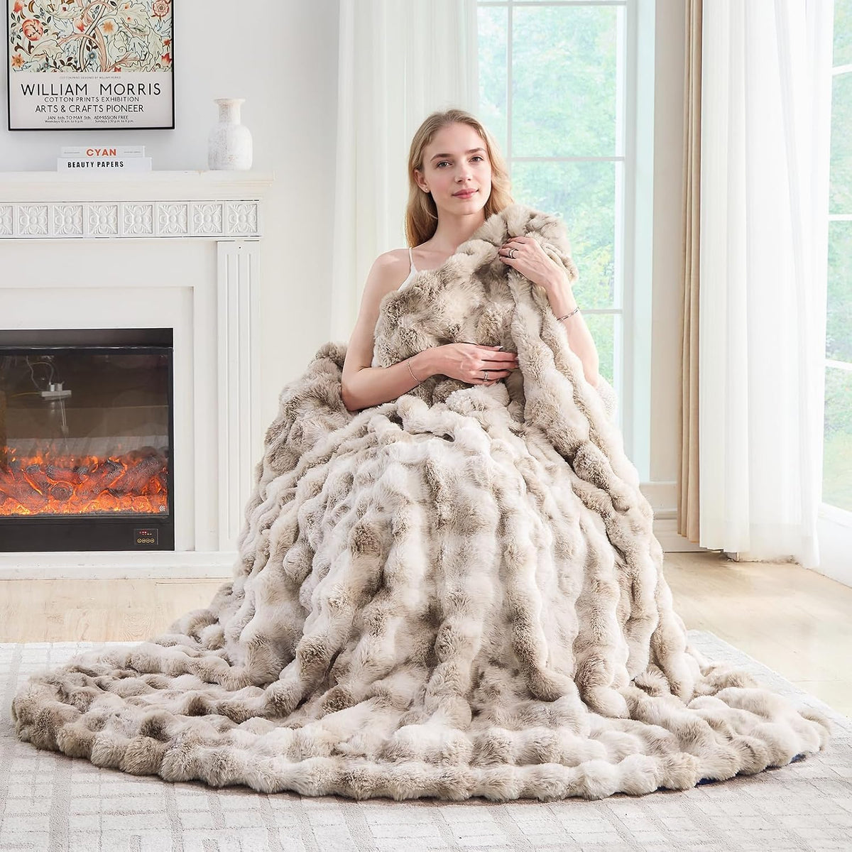 Fluffy Faux Rabbit Fur Throw Blanket - Soft Plush Luxury Bubble Blanket for Couch, Bed (King Size 108''X90'', Tie-Dyed Beige)